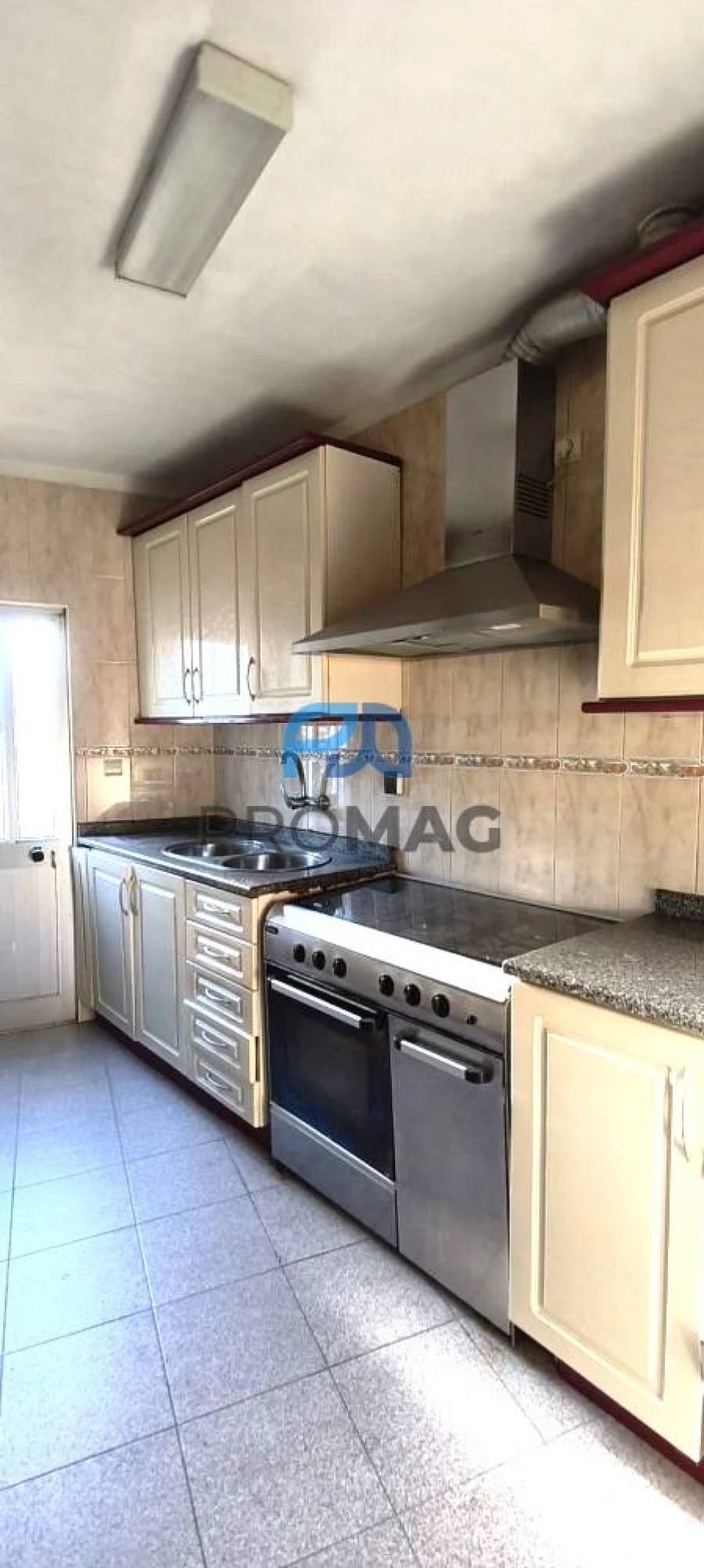 Moradia T4 para Venda em Resende Foto 39