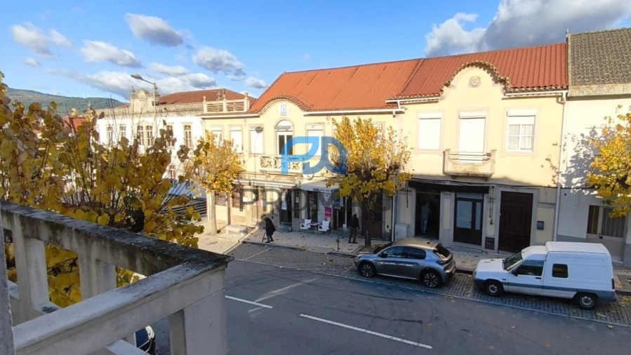 Moradia T4 para Venda em Resende Foto 26