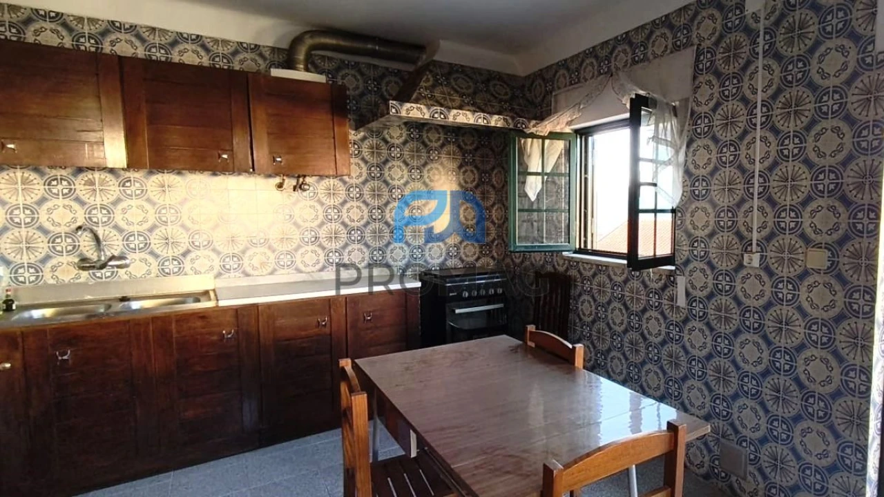 Moradia T3 para Venda em Resende Foto 19