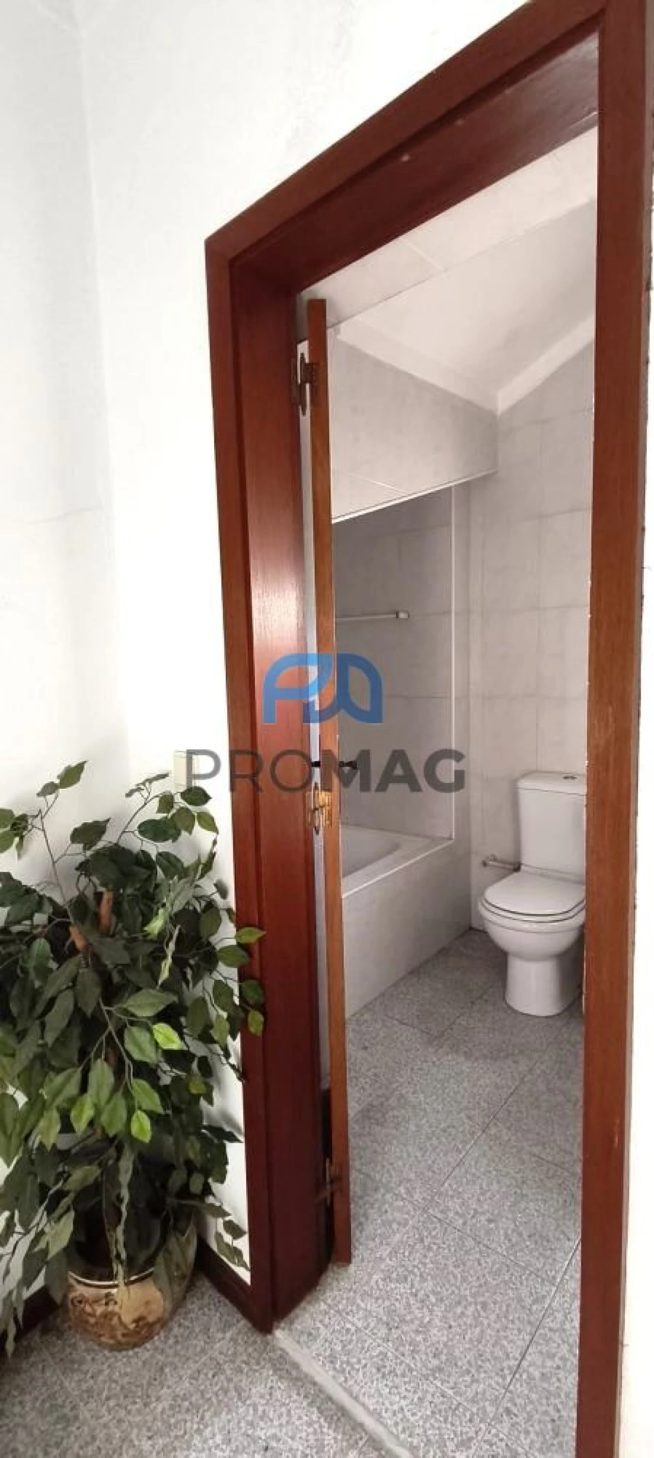 Moradia T3 para Venda em Resende Foto 16