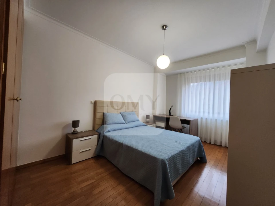 Apartamento T3 para Arrendamento em Nossa Senhora da Conceição, São Pedro e São Dinis Foto 12