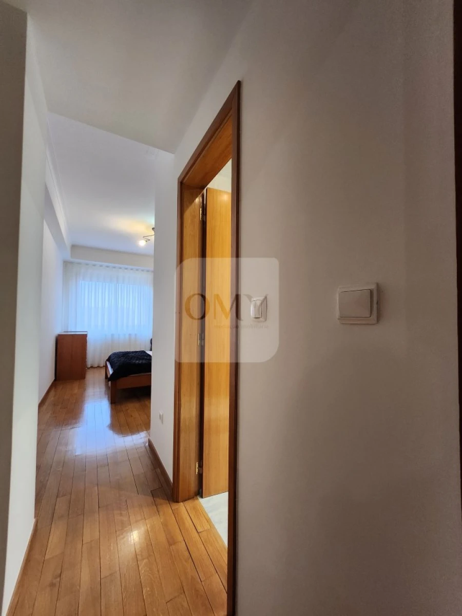 Apartamento T3 para Arrendamento em Nossa Senhora da Conceição, São Pedro e São Dinis Foto 9