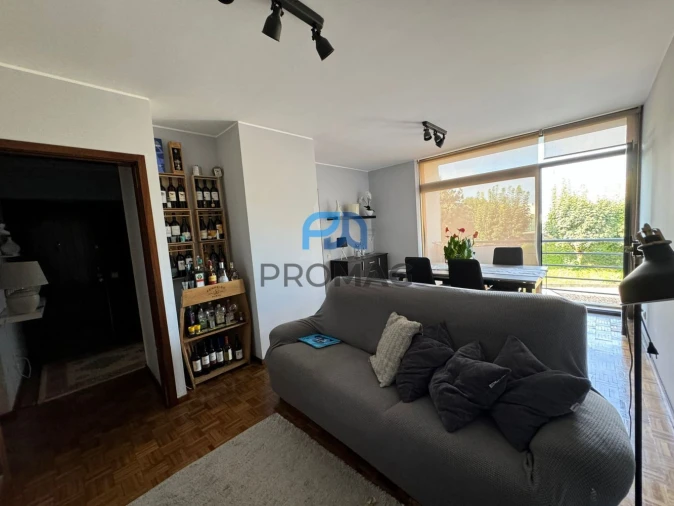 Apartamento T2 para Arrendamento em Pedrouços Foto 15