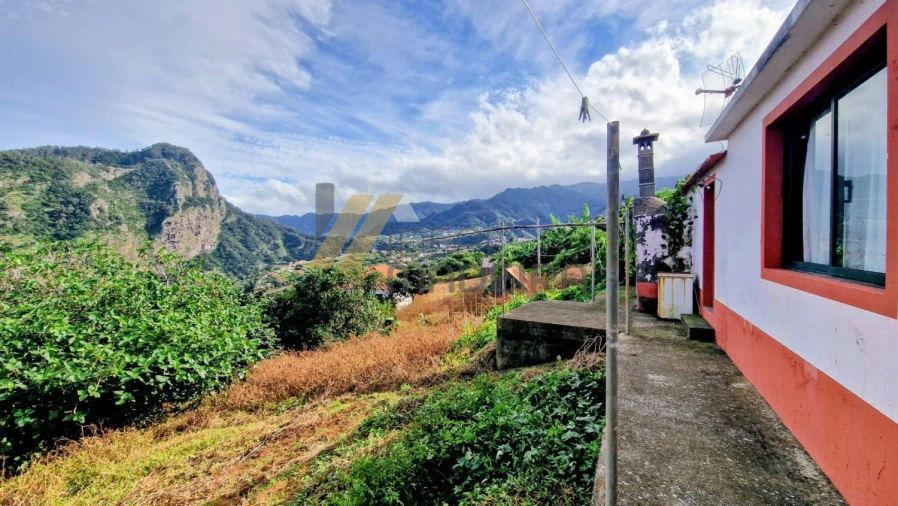 Moradia T2 para Venda em Faial Foto 24