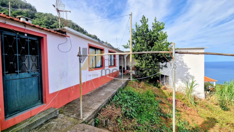 Moradia T2 para Venda em Faial Foto 23