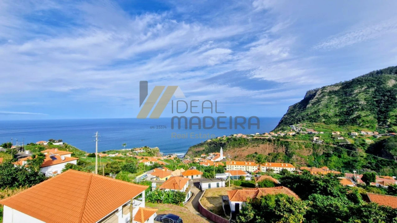 Moradia T2 para Venda em Faial Foto 11