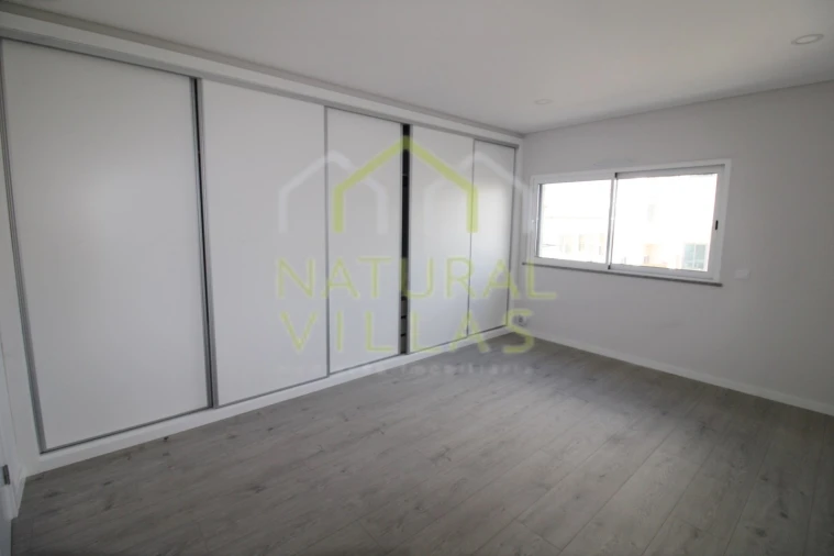 Apartamento T2 para Venda em Loule (São Clemente) Foto 1