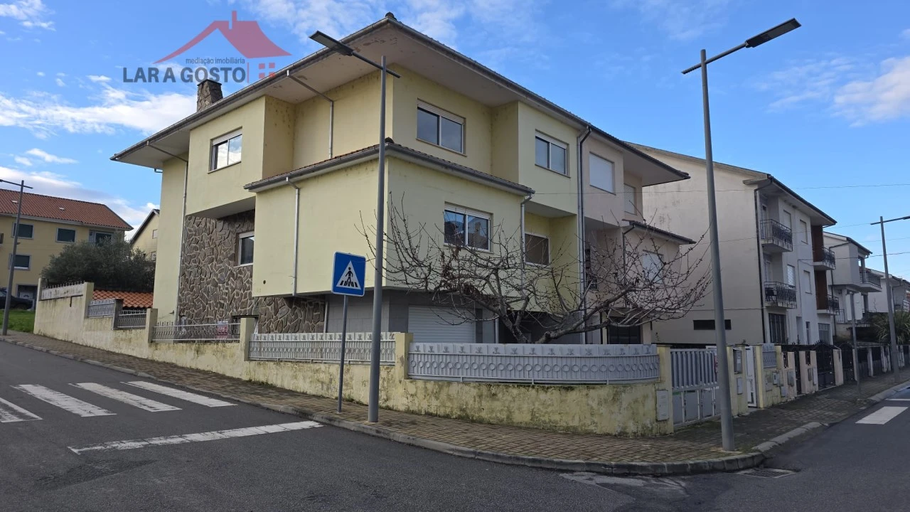 Moradia T4 para Venda em Macedo de Cavaleiros Foto 1