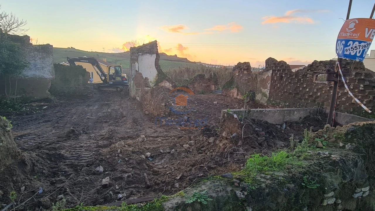 Moradia T3 para Venda em Ventosa Foto 9