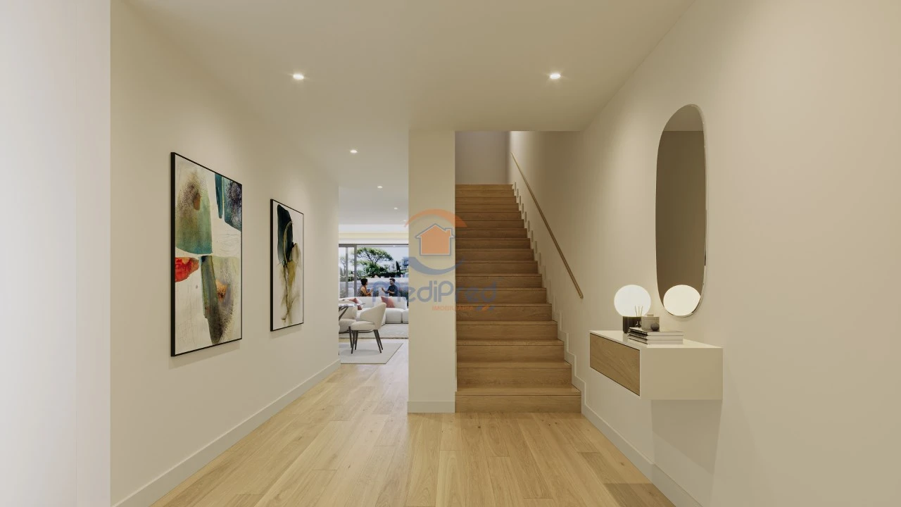 Moradia T4 para Venda em Loures Foto 4