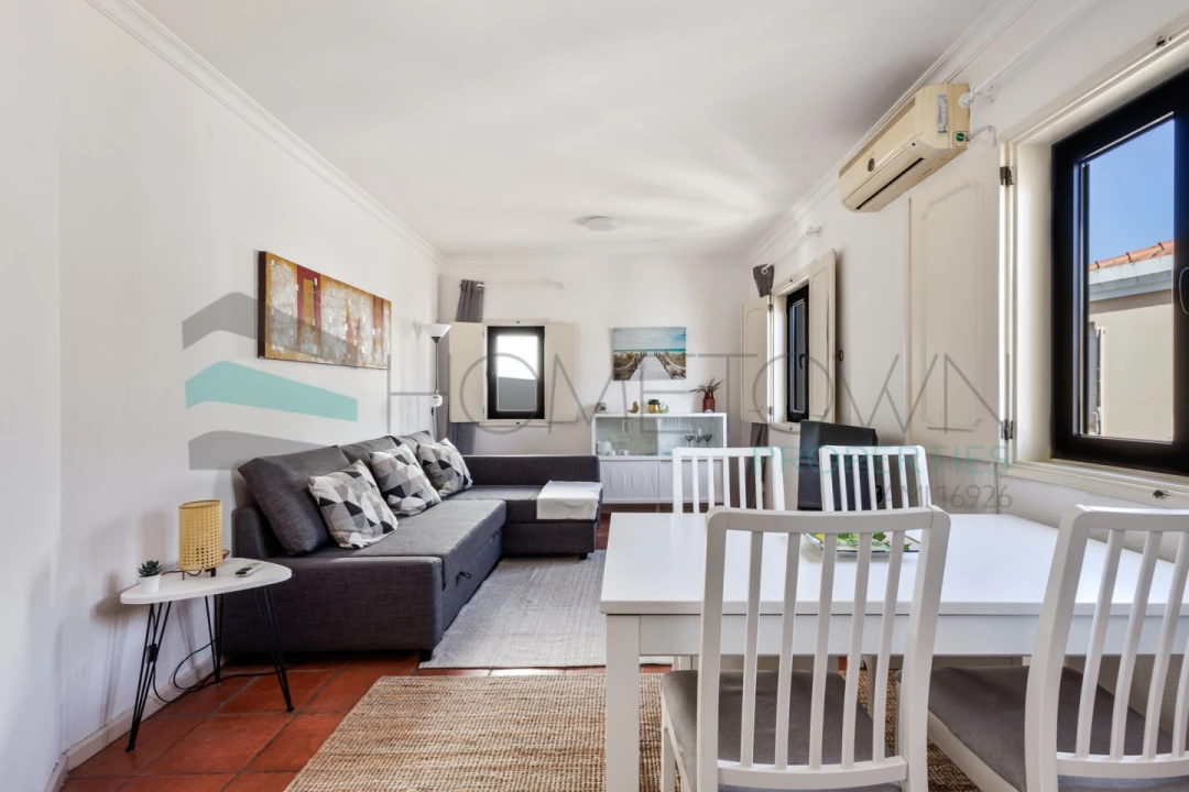 Apartamento T1 para Venda em Quarteira Foto 4