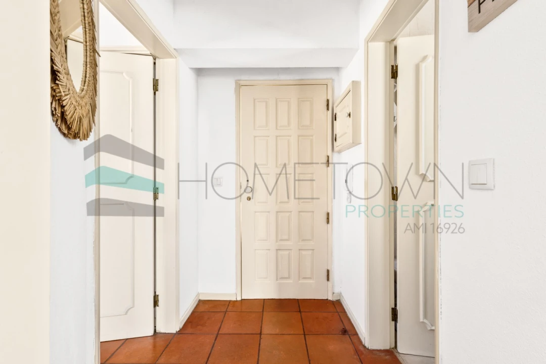 Apartamento T1 para Venda em Quarteira Foto 16