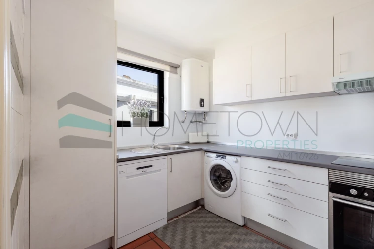 Apartamento T1 para Venda em Quarteira Foto 2