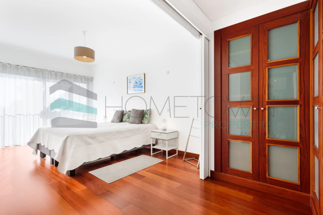 Apartamento T2 para Venda em Quarteira Foto 6