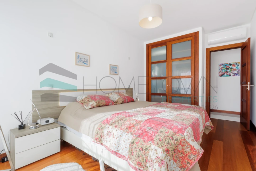 Apartamento T2 para Venda em Quarteira Foto 25