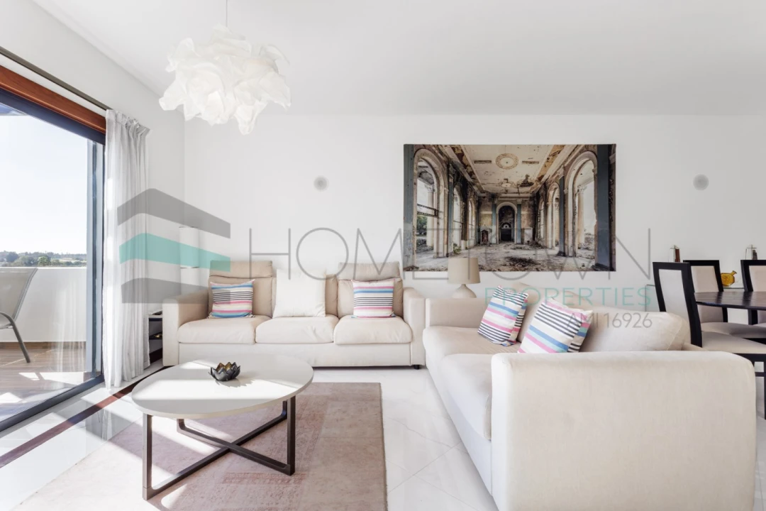 Apartamento T2 para Venda em Quarteira Foto 2