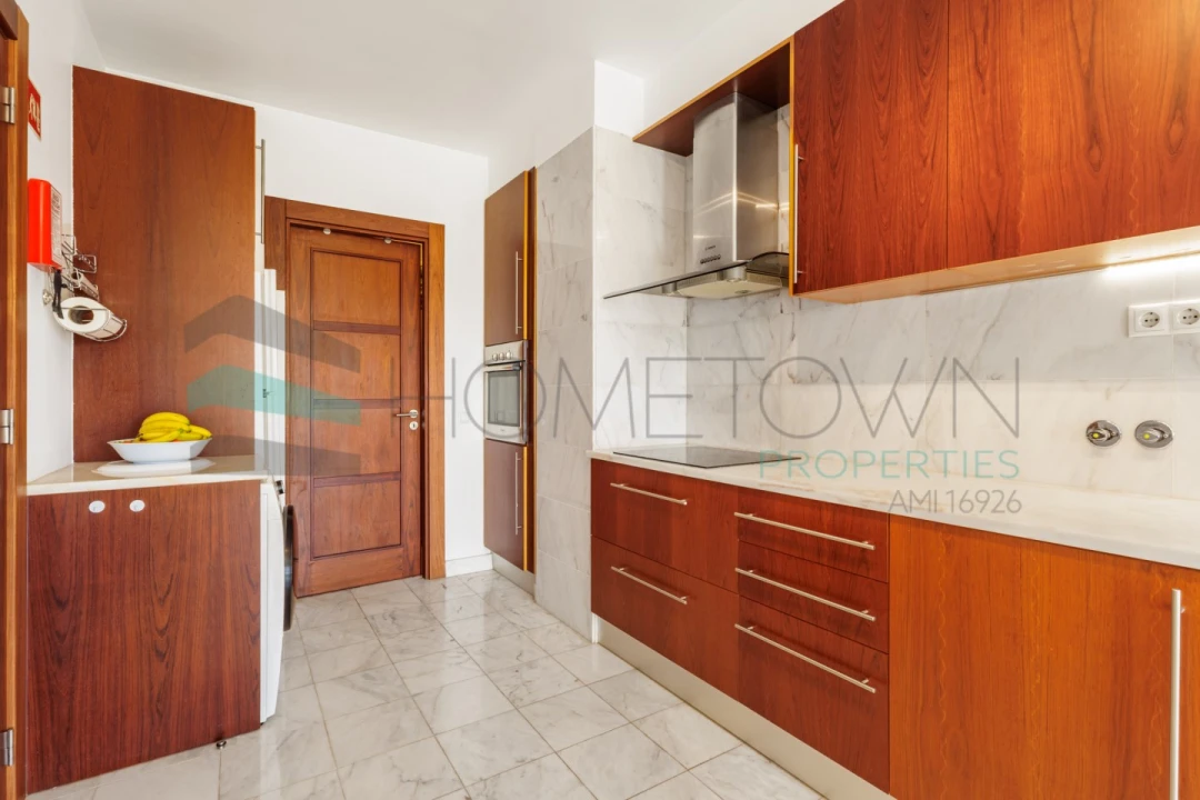 Apartamento T2 para Venda em Quarteira Foto 17