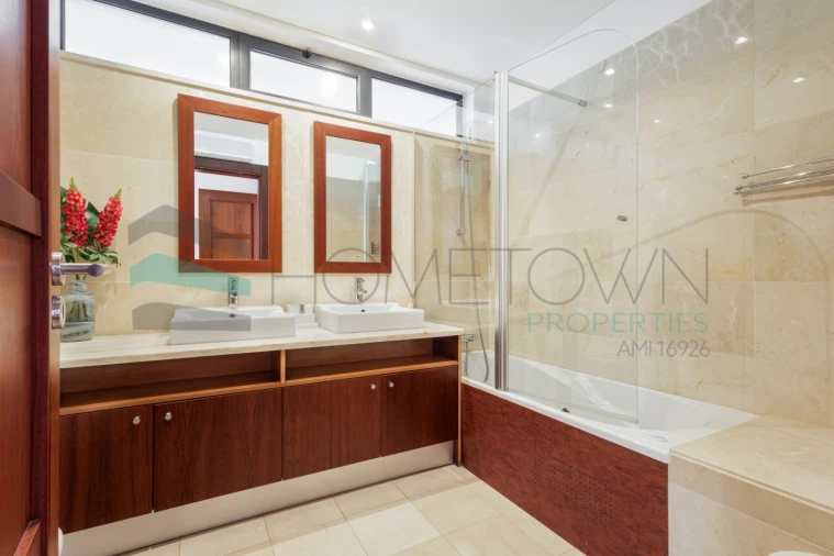 Apartamento T2 para Venda em Quarteira Foto 20