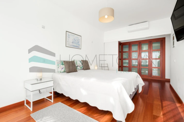 Apartamento T2 para Venda em Quarteira Foto 22