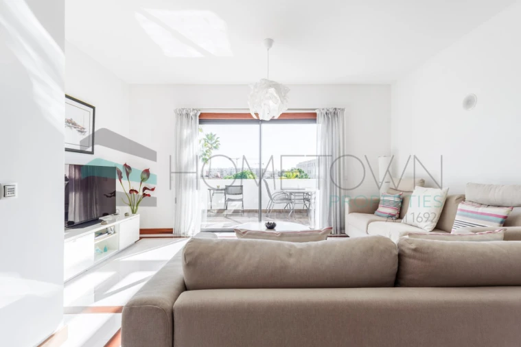 Apartamento T2 para Venda em Quarteira Foto 10