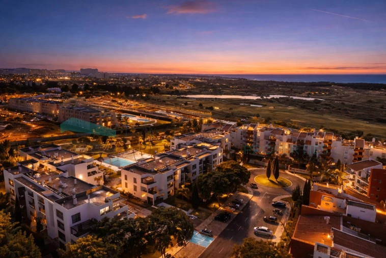 Apartamento T2 para Venda em Quarteira Foto 1