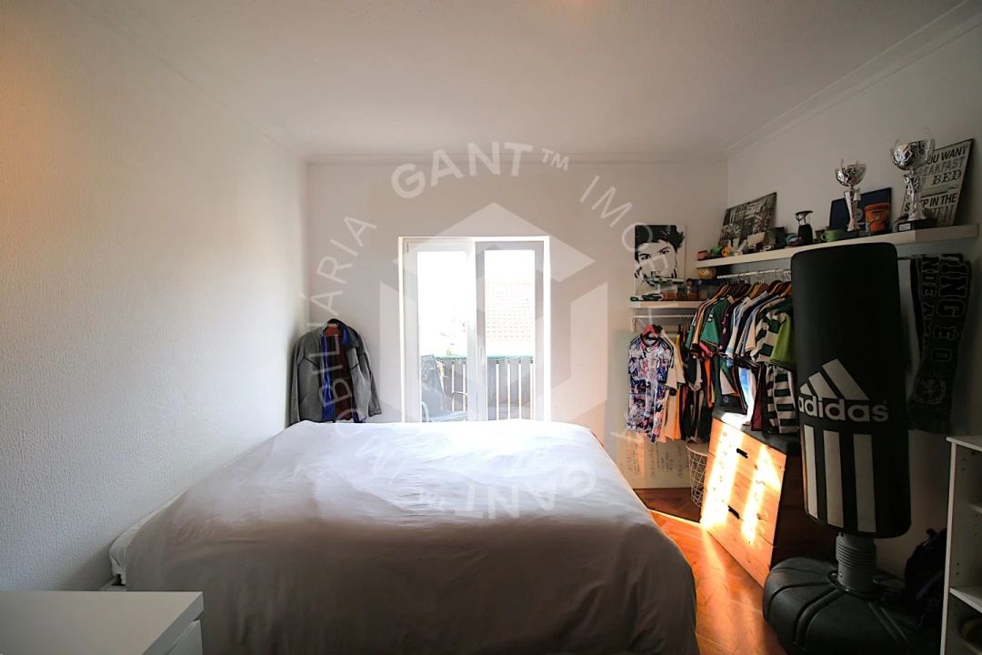 Moradia T3 para Venda em Carcavelos e Parede Foto 40