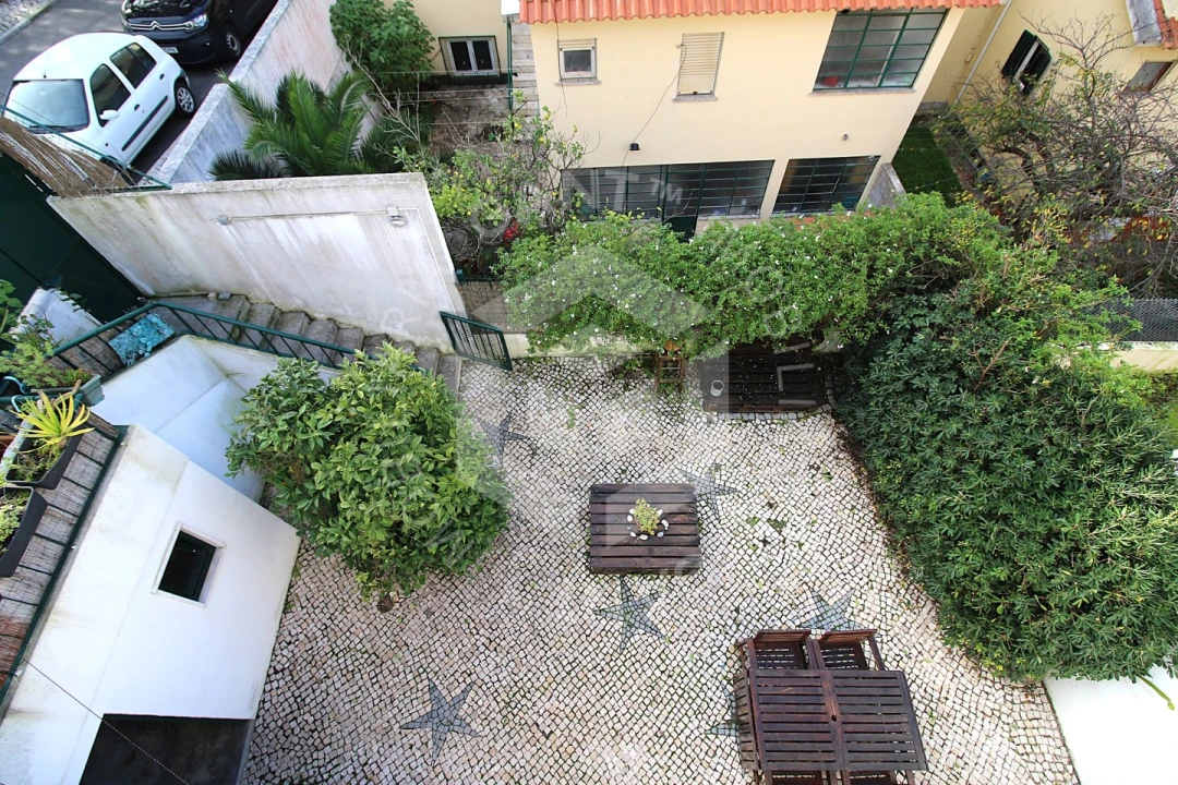 Moradia T3 para Venda em Carcavelos e Parede Foto 43