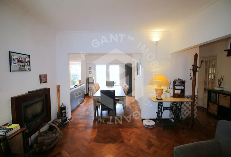 Moradia T3 para Venda em Carcavelos e Parede Foto 6