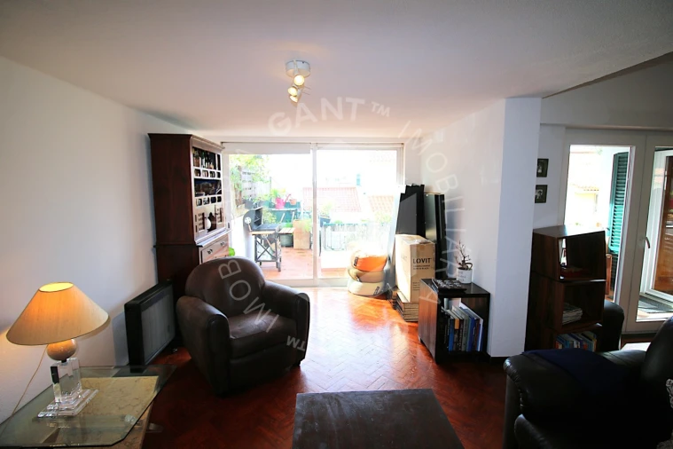 Moradia T3 para Venda em Carcavelos e Parede Foto 12