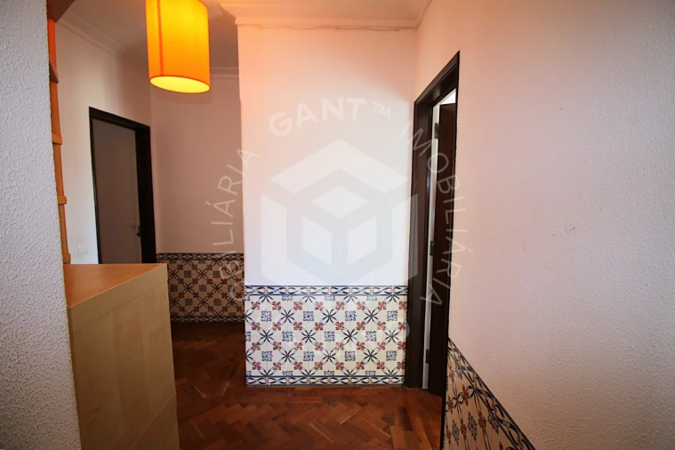 Moradia T3 para Venda em Carcavelos e Parede Foto 25