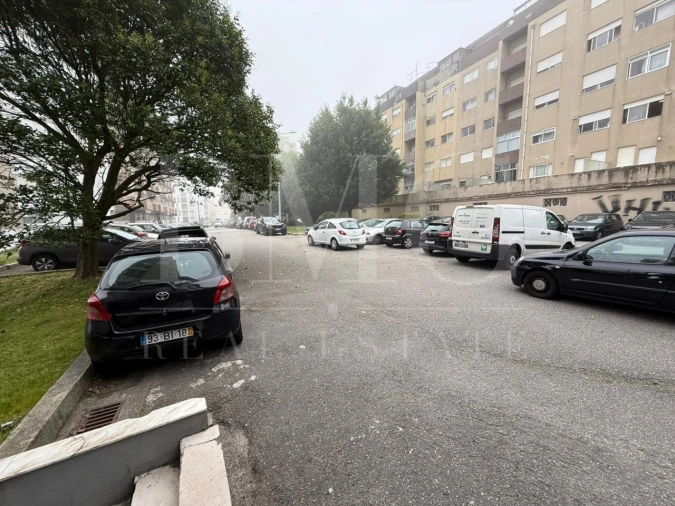 Armazém para Venda em Santa Marinha e São Pedro da Afurada Foto 8
