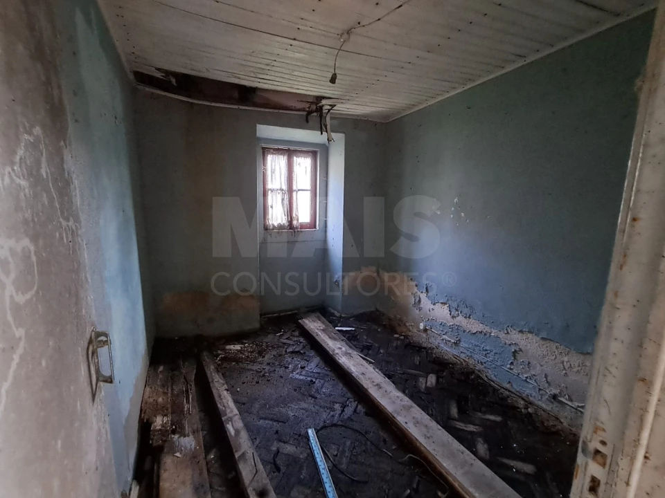 Moradia T2 para Venda em A dos Francos Foto 3