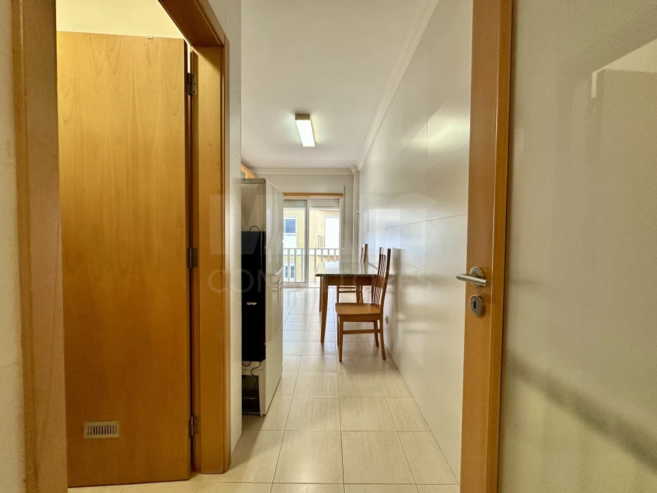 Apartamento T3 para Arrendamento em Nossa Senhora do Pópulo, Coto e São Gregório Foto 8