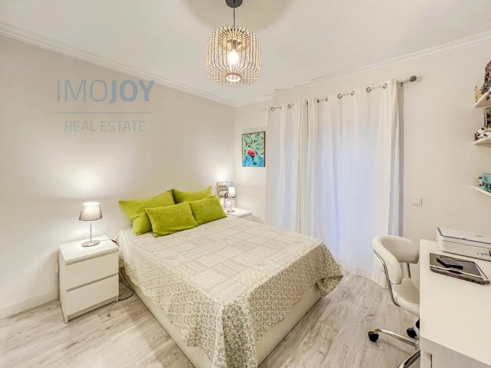 Apartamento T2 para Venda em Alcabideche Foto 10