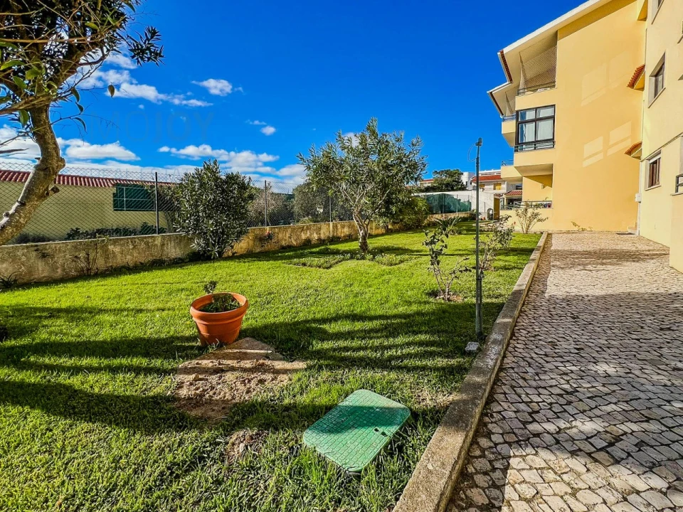 Apartamento T2 para Venda em Alcabideche Foto 15