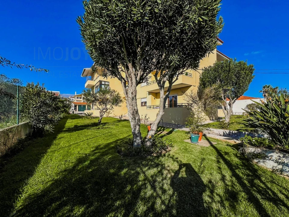 Apartamento T2 para Venda em Alcabideche Foto 16