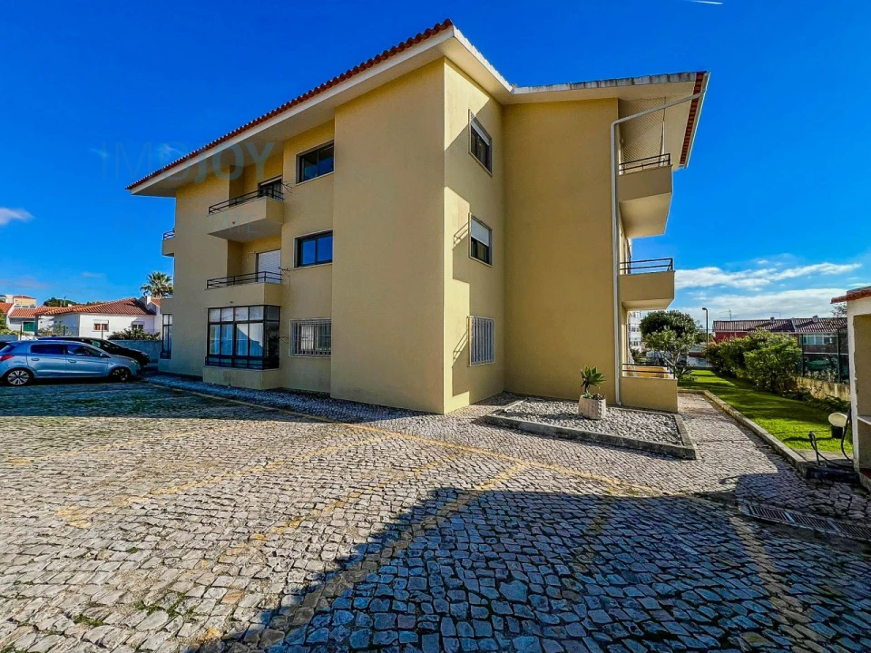 Apartamento T2 para Venda em Alcabideche Foto 17