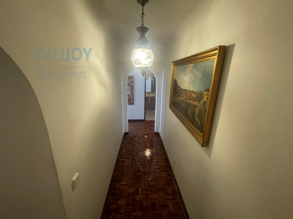 Apartamento T2 para Venda em Algés, Linda-A-Velha e Cruz Quebrada-Dafundo Foto 12