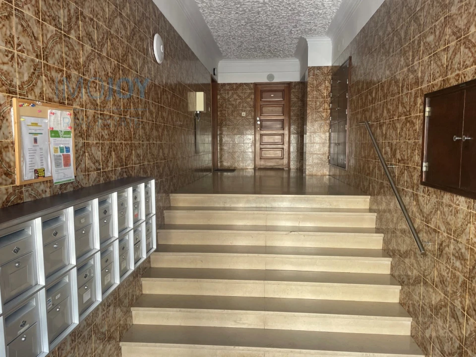 Apartamento T2 para Venda em Algés, Linda-A-Velha e Cruz Quebrada-Dafundo Foto 25