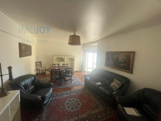 Apartamento T2 para Venda em Algés, Linda-A-Velha e Cruz Quebrada-Dafundo Foto 4