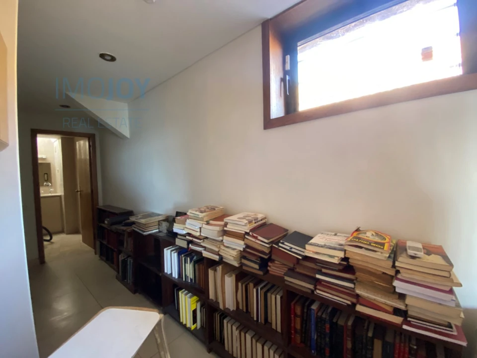 Escritório para Arrendamento em Lordelo do Ouro e Massarelos Foto 16