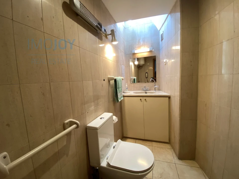 Escritório para Arrendamento em Lordelo do Ouro e Massarelos Foto 19