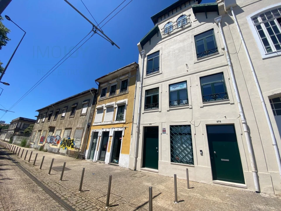 Escritório para Arrendamento em Lordelo do Ouro e Massarelos Foto 22