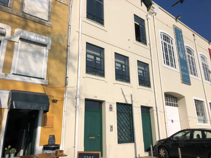 Escritório para Arrendamento em Lordelo do Ouro e Massarelos Foto 23