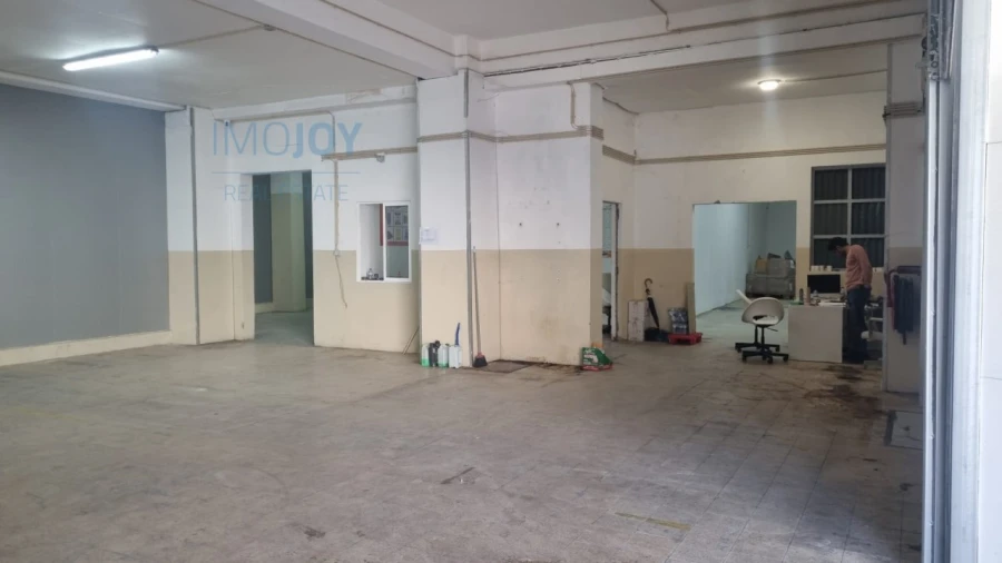 Armazém para Arrendamento em Moscavide e Portela Foto 3