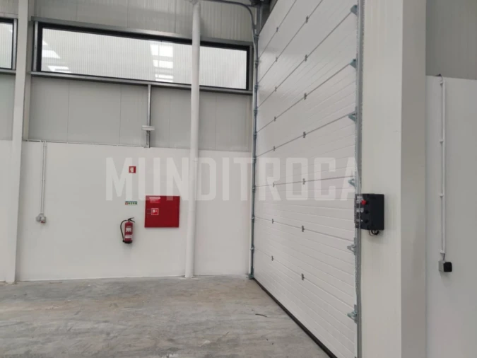 Armazém para Arrendamento em Manhente Foto 11