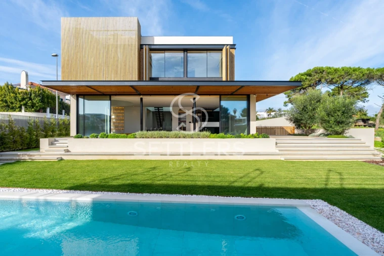 Moradia T7 para Venda em Cascais e Estoril Foto 1