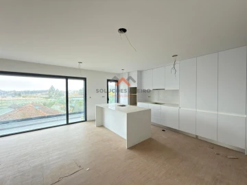 Apartamento T2 para Venda em Esgueira