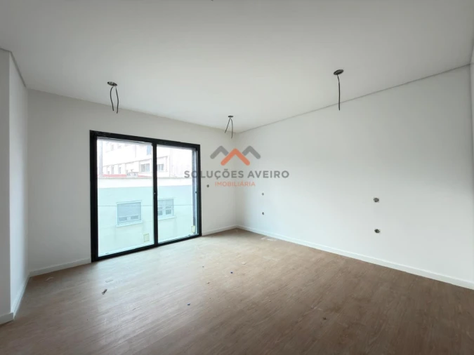 Apartamento T2 para Venda em Esgueira Foto 8