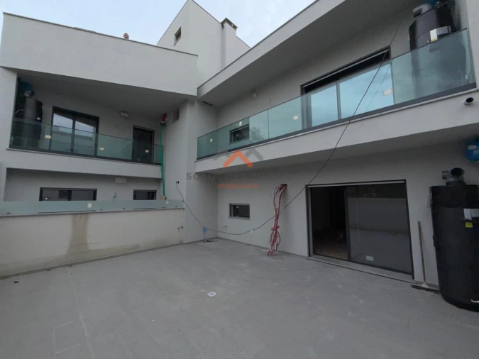 Apartamento T2 para Venda em Esgueira Foto 9